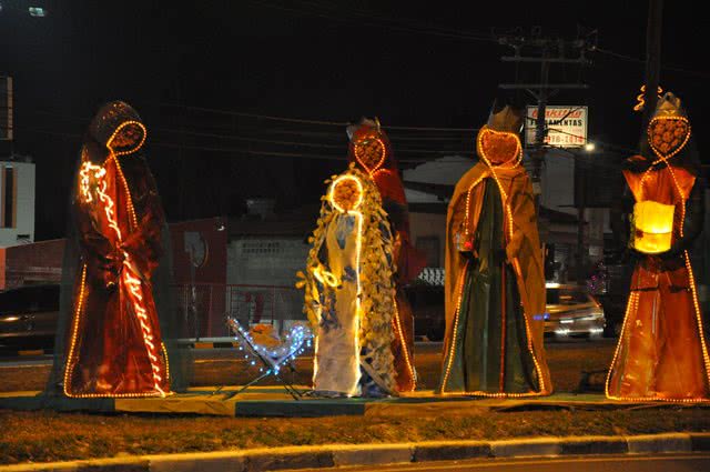 Imagem Decoração sustentável ornamenta o Natal de Lauro de Freitas
