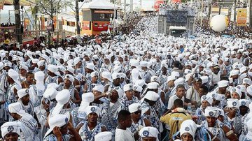 Imagem Filhos de Gandhy faz desfile gratuito no Pelourinho