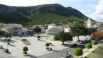 Imagem Monte Santo decreta corte geral de 10% de salários na Prefeitura