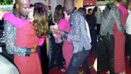 Imagem Bafão: Débora Bloch beija sambista Jamelão Neto, que é casado