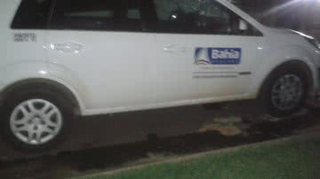 Imagem Vizinhos brigam por vaga ocupada pelo carro do Governo em Lauro de Freitas