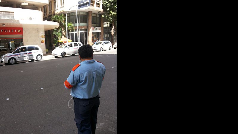 Imagem Baixaria no Comércio: advogada e agente da Transalvador se desentendem na rua