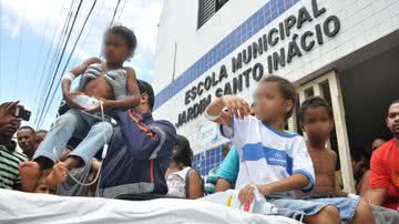 Imagem Alunos comem lanche estragado e passam mal no Jardim Santo Inácio