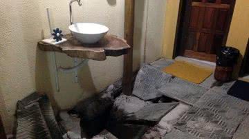 Imagem Empreteira destrói estabelecimento comercial em Buraquinho, denunciam donos