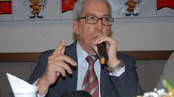 Imagem Baiano assume presidência do IPHS