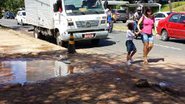 Imagem Passeio das águas: poça de lama toma passeio no Itaigara