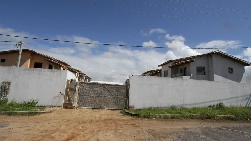 Imagem Stella Maris: villages são construídos em área de proteção ambiental