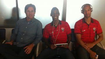 Imagem Delegação do Vitória já está em Curitiba