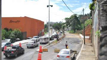 Imagem Avenida Contorno está interditada por conta das chuvas