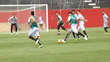 Imagem Vitória volta aos treinamentos nesta terça