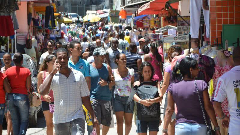 Imagem Baianos deixam compras para última hora