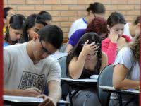 Imagem Presidente Dilma assina contrato de número 1 milhão do Fies