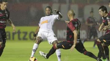 Imagem Sonhando com o G4, Vitória duela contra o Atlético-MG