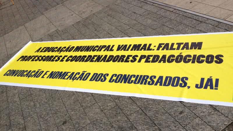 Imagem APLB completa 61 anos e expõe "caos" da rede municipal