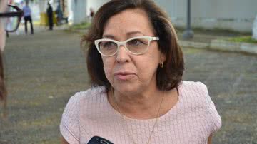 Imagem Paulo Souto e Lídice também comparecem ao sepultamento de Odebrecht