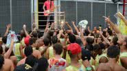 Imagem Tuca Fernandes faz dobradinha no Carnaval