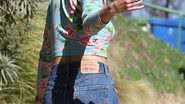 Imagem Miley Cyrius mostra parte do bumbum em foto. Veja