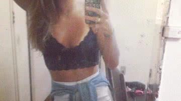 Imagem Jade Barbosa posa de shortinho e top e ganha elogios: "Gostosa!"