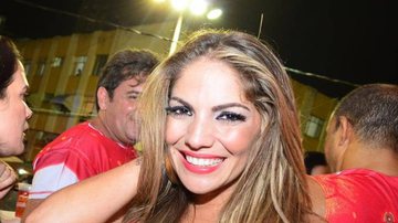 Imagem Anamara apareceu soltinha em camarote de Salvador