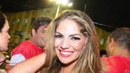 Imagem Anamara apareceu soltinha em camarote de Salvador