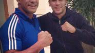 Imagem Neymar tieta Vitor Belfort em foto. Veja