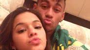 Imagem Bruna Marquezine quer ir à Barcelona terminar namoro com Neymar