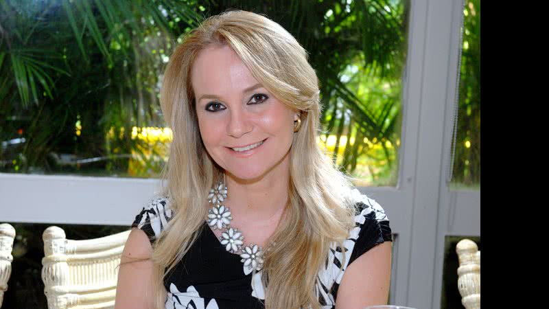 Imagem Marido de socialite responde a dona de imóvel que acusou abandono de cão