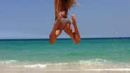 Imagem Dany Bananinha mostra bumbum estranho na praia