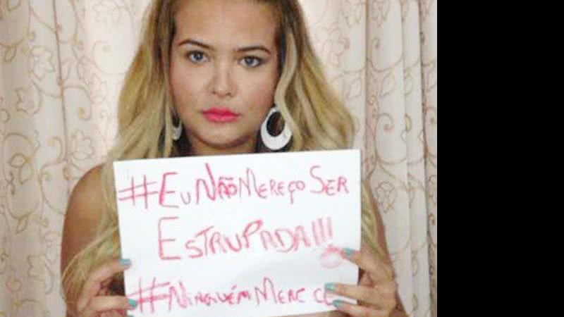 Imagem Geisy Arruda protesta contra estupro e erra o português