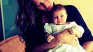 Imagem Gisele Bündchen posta foto com a filha