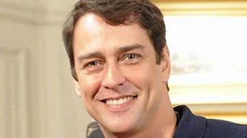 Imagem Marcello Antony defende adoção por casais gays 