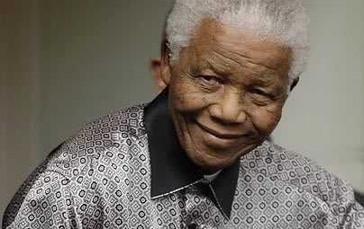 Imagem Mandela passa a terceira noite internado devido à infecção respiratória