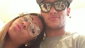 Imagem Em família: Neymar posta foto ao lado da irmã