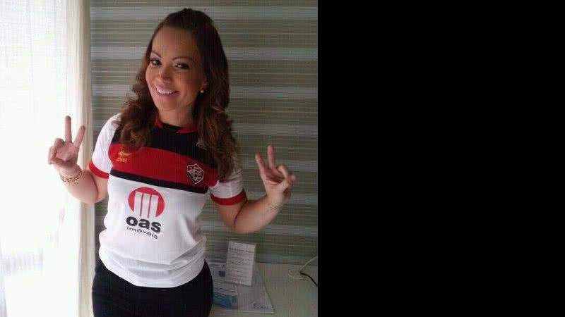 Imagem Torcedora ilustre, Ivete comemora vitória do Baianão no Instagram