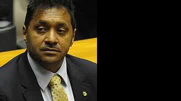 Imagem Tiririca diz que não vai disputar reeleição para deputado em 2014