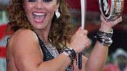 Imagem Viviane Araújo deixa a mostra tatuagem apagada com o nome de Belo