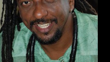 Imagem Consciência Negra: ator de Ó Pai Ó diz que nega papéis &quot;bestializados&quot;
