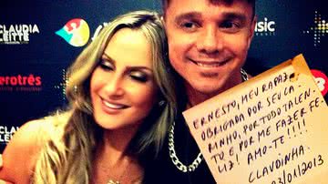 Imagem Netinho recebe visita de Claudia Leitte em hospital