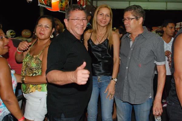 Imagem Festa de Arembepe: camarote da prefeitura recebe personalidades