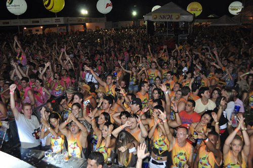 Imagem Governo da Bahia e festas de camisa se unem no São João