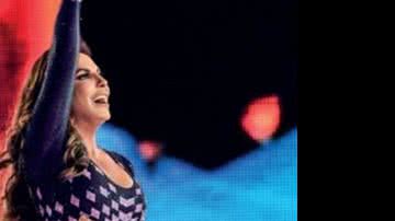 Imagem Ivete Sangalo divulga capa e teaser do DVD IS20