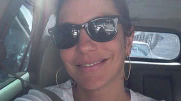 Imagem Ivete Sangalo enfrenta engarrafamento e brinca: trânsito da gota serena