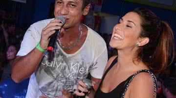 Imagem  Fernanda Paes Leme canta com MC Leozinho na Rocinha