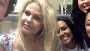 Imagem Internada, Monique Evans aguarda transferência para clínica psiquiátrica