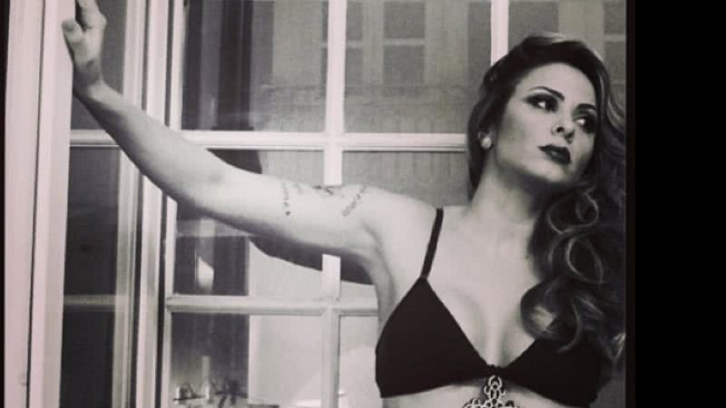 Imagem "Tô encalhadona", diz Alinne Rosa sobre vida amorosa