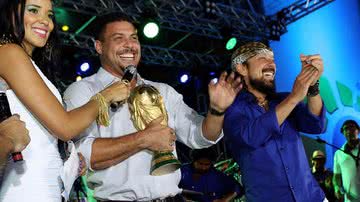 Imagem Bell se apresenta na primeira Fifa Fan Fest do país