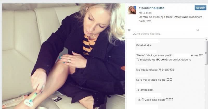 Imagem Sem tempo: Claudia Leitte depila pernas no avião