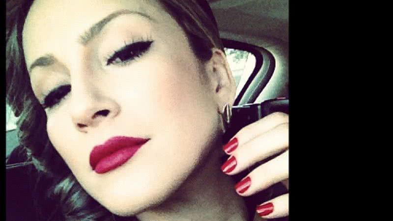 Imagem Claudia Leitte diz que já recebeu cantada de jogador
