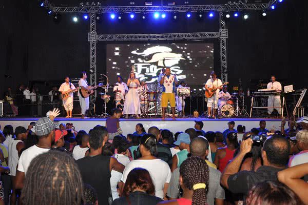 Imagem Ziriguidum da banda Filhos de Jorge não deixa ninguém parado