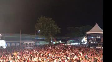 Imagem Solange Almeida compartilha look antes de show em Porto Seguro